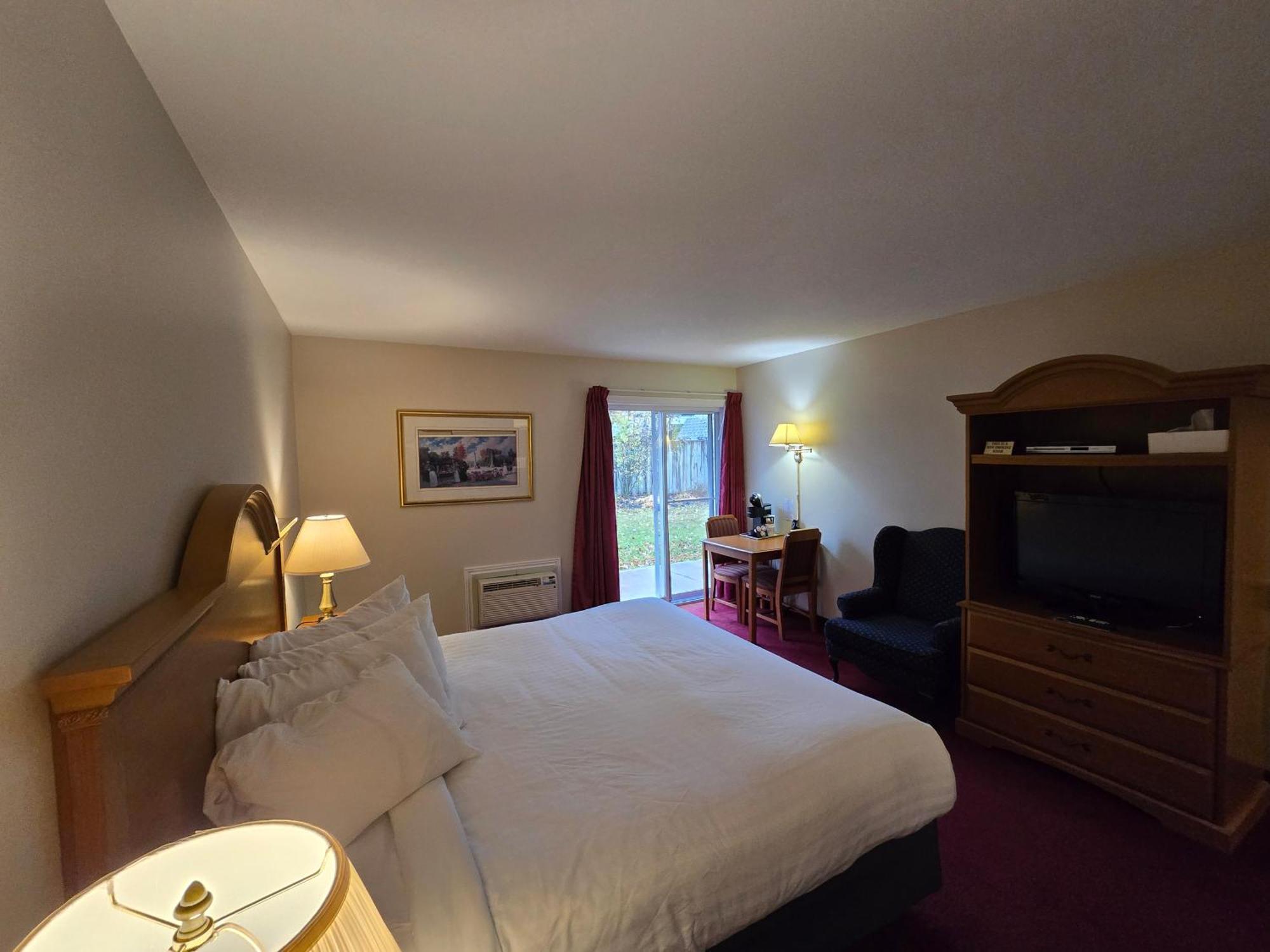 Travelodge By Wyndham פורט אלגין מראה חיצוני תמונה
