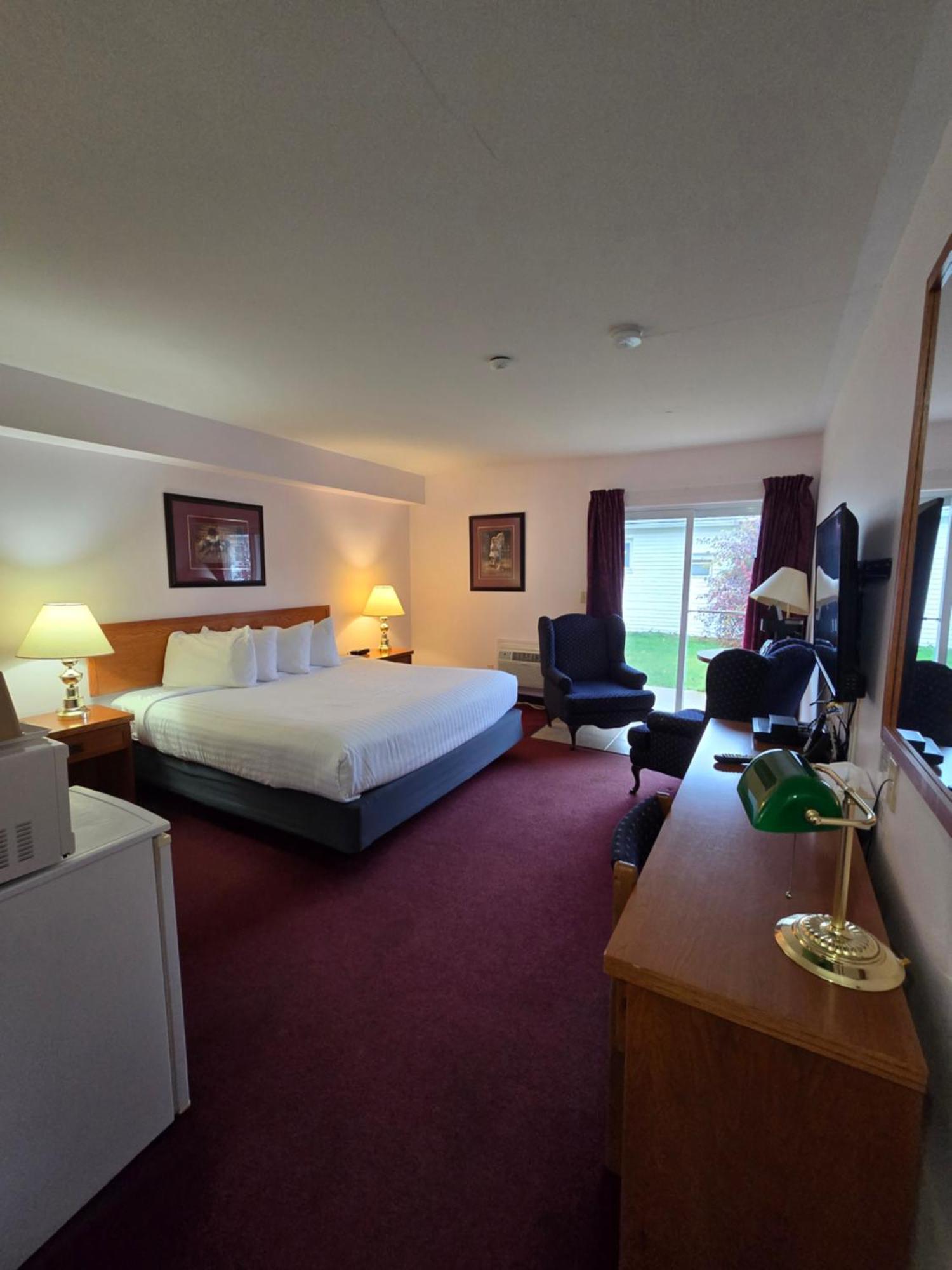 Travelodge By Wyndham פורט אלגין מראה חיצוני תמונה