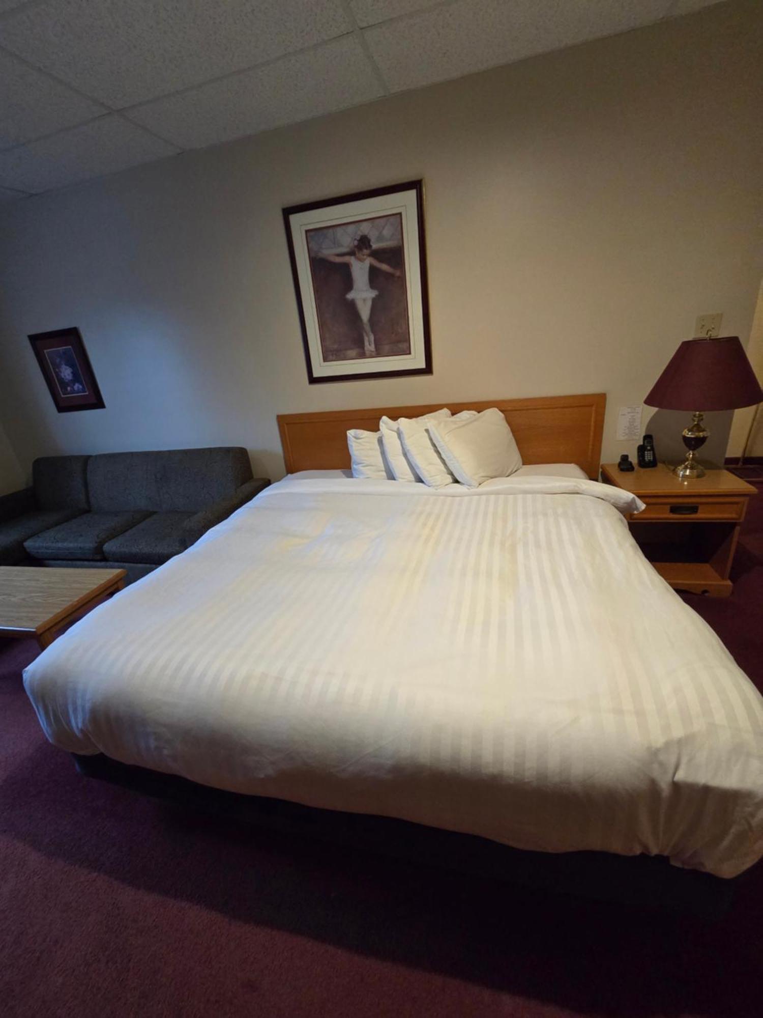 Travelodge By Wyndham פורט אלגין מראה חיצוני תמונה