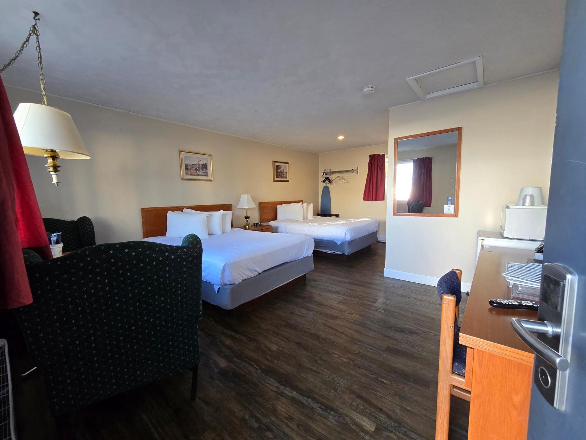 Travelodge By Wyndham פורט אלגין מראה חיצוני תמונה