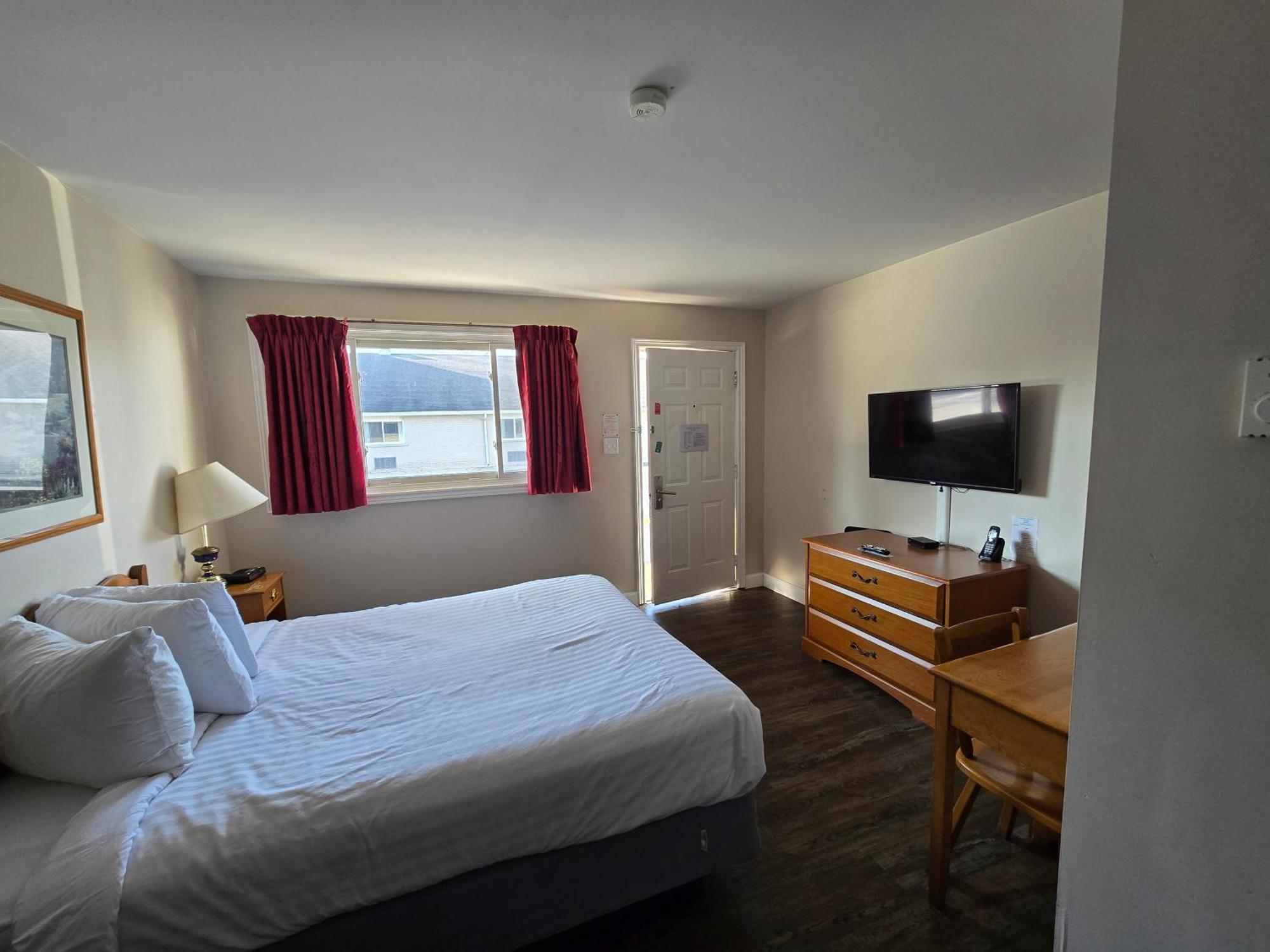 Travelodge By Wyndham פורט אלגין מראה חיצוני תמונה