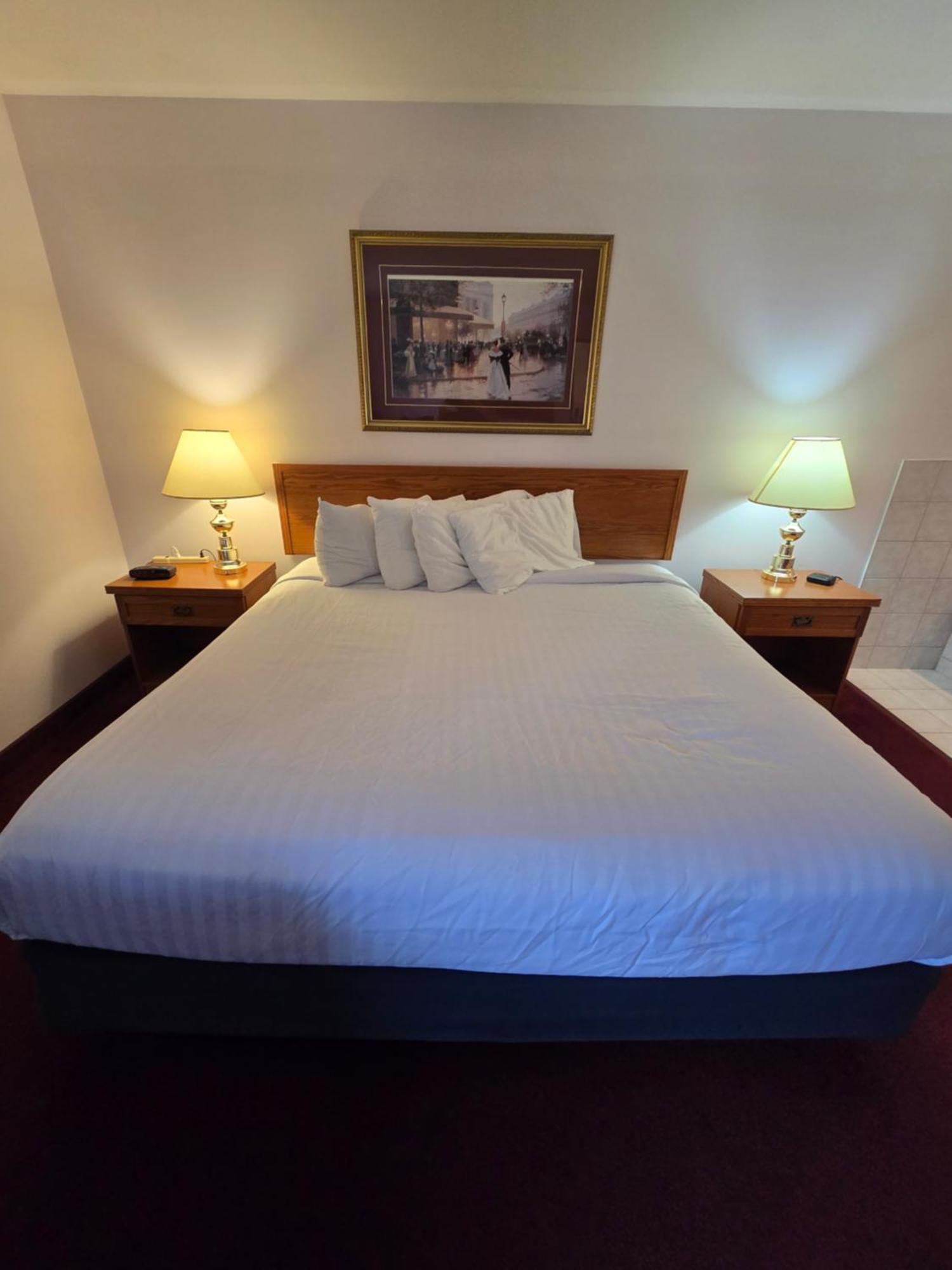 Travelodge By Wyndham פורט אלגין מראה חיצוני תמונה