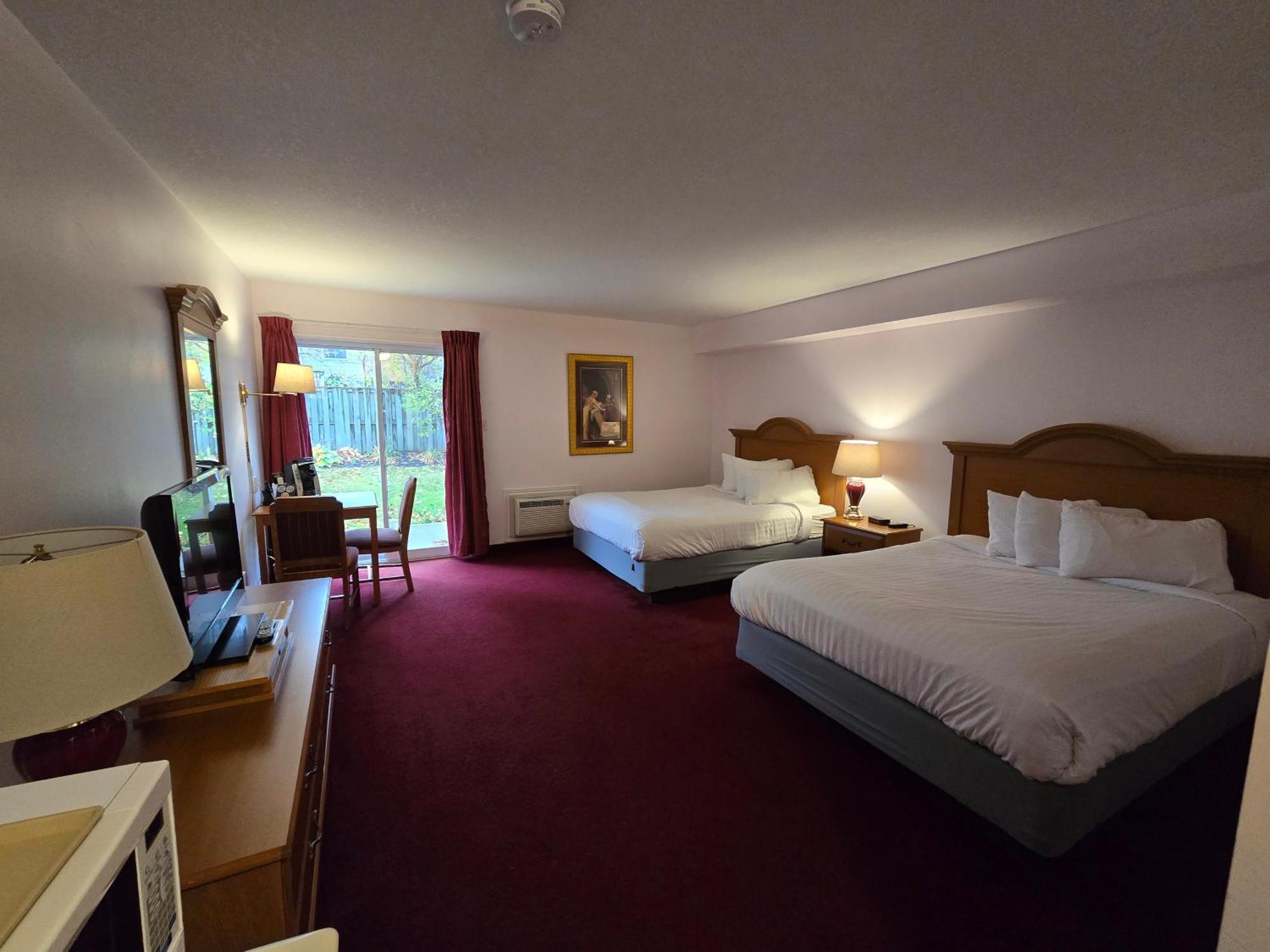 Travelodge By Wyndham פורט אלגין מראה חיצוני תמונה